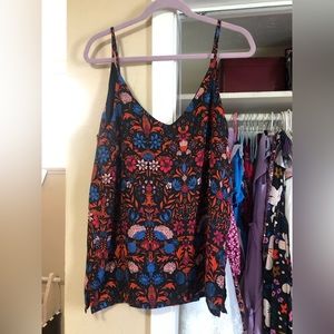 *$5 CLEAR THE CLOSET SALE* H&M Swing chiffon tank